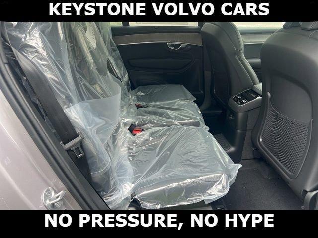 new 2026 Volvo XC90 Plug-In Hybrid car, priced at $81,672
