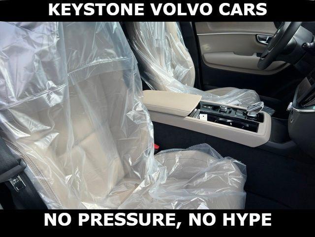 new 2026 Volvo XC90 Plug-In Hybrid car, priced at $85,520
