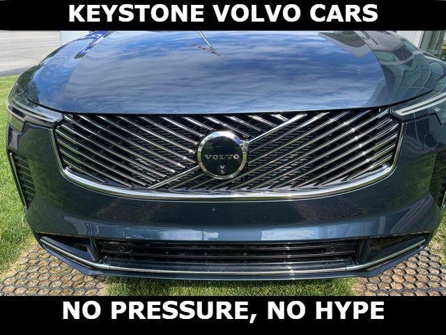 new 2026 Volvo XC90 Plug-In Hybrid car, priced at $85,520
