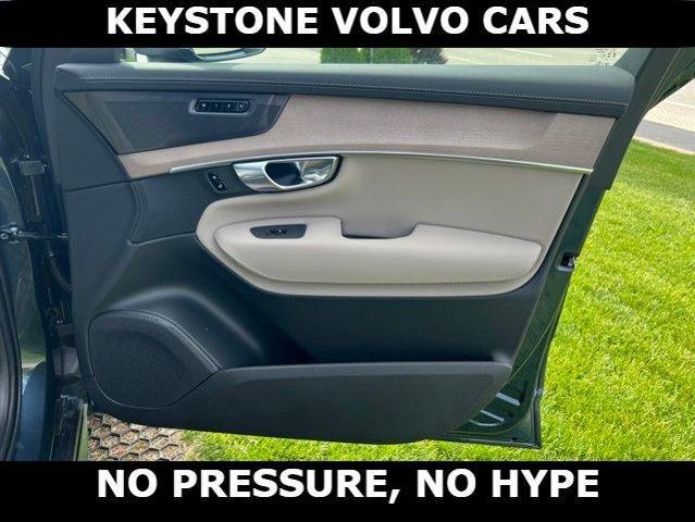 new 2026 Volvo XC90 Plug-In Hybrid car, priced at $85,520