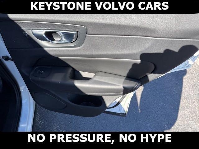 used 2025 Volvo XC60 car, priced at $36,495