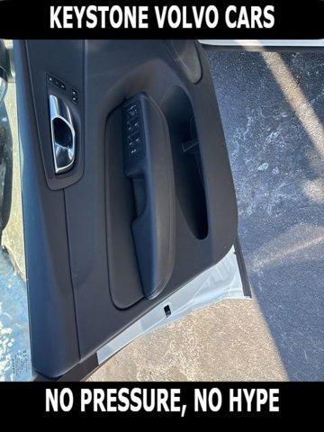used 2025 Volvo XC60 car, priced at $36,495