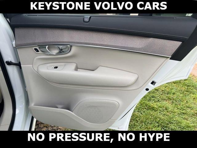 new 2026 Volvo XC90 car, priced at $75,155