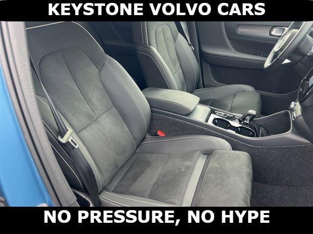 used 2025 Volvo XC40 car, priced at $31,995