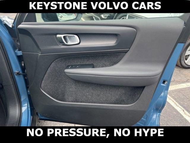 used 2025 Volvo XC40 car, priced at $31,995