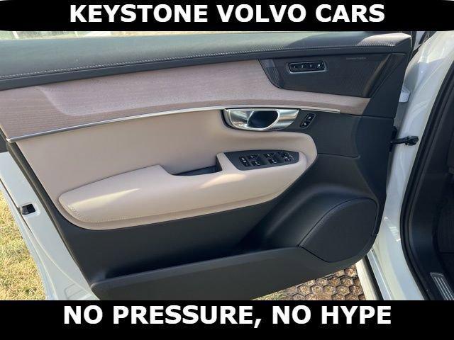 new 2026 Volvo XC90 car, priced at $71,825