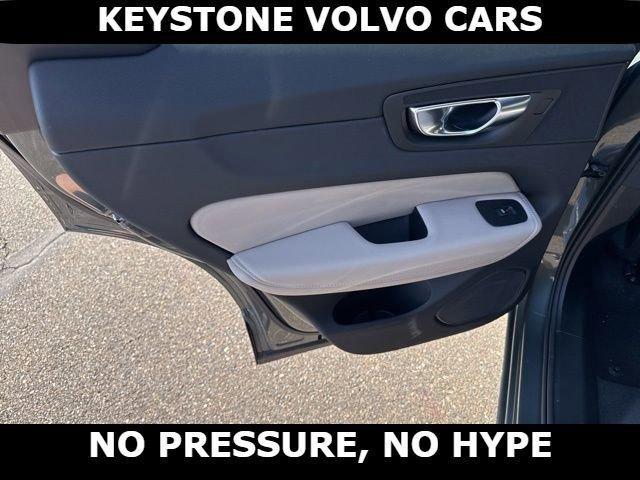 new 2026 Volvo XC60 car, priced at $51,942