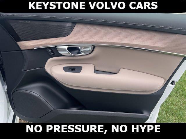 new 2026 Volvo XC90 car, priced at $71,825