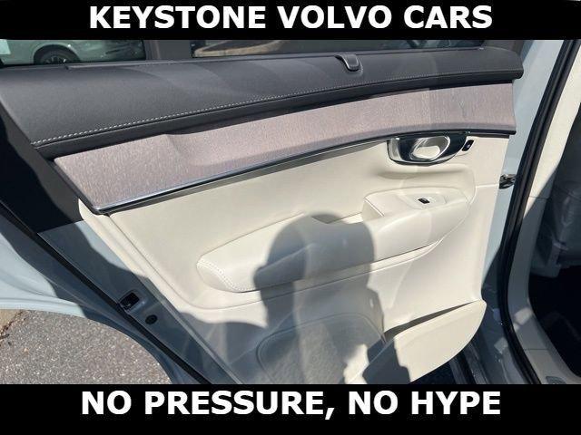 new 2026 Volvo XC90 car, priced at $73,695