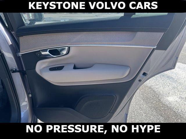new 2026 Volvo XC90 car, priced at $71,945