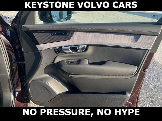 new 2026 Volvo XC90 car, priced at $76,080
