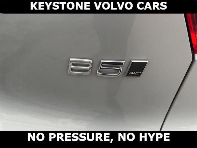 used 2025 Volvo XC40 car, priced at $30,995