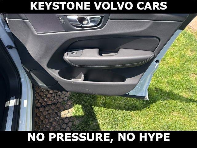 used 2025 Volvo XC60 car, priced at $37,995