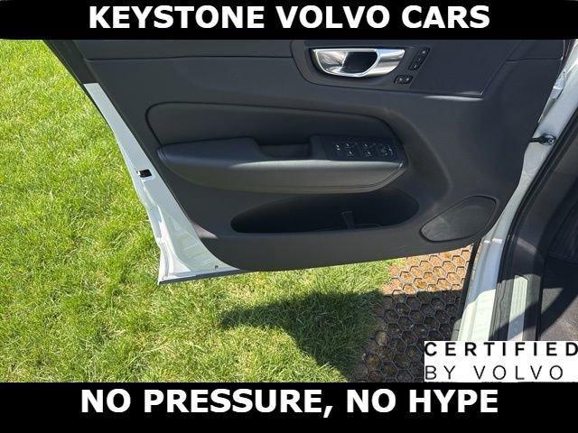 used 2025 Volvo XC60 car, priced at $35,495