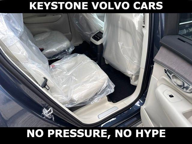 new 2026 Volvo XC90 Plug-In Hybrid car, priced at $86,630