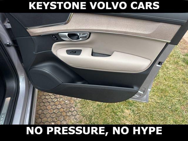 new 2026 Volvo XC90 car, priced at $71,105