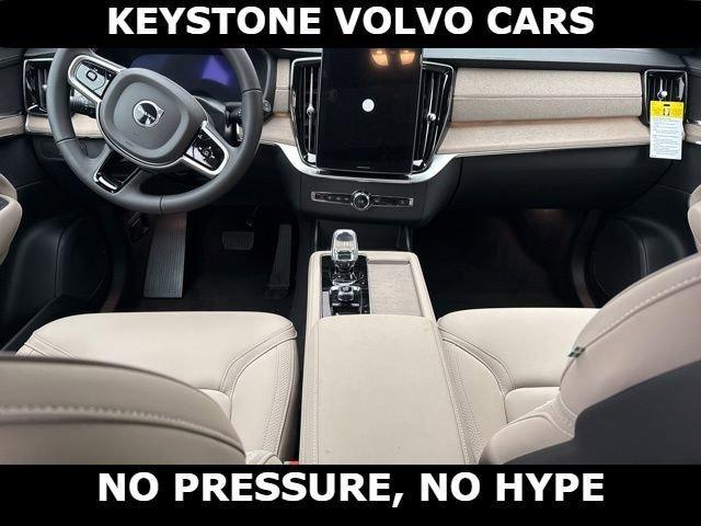 new 2026 Volvo XC90 car, priced at $71,105