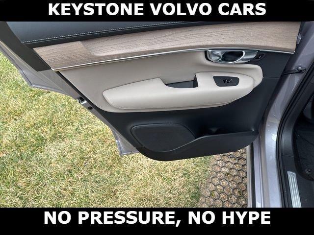 new 2026 Volvo XC90 car, priced at $71,105
