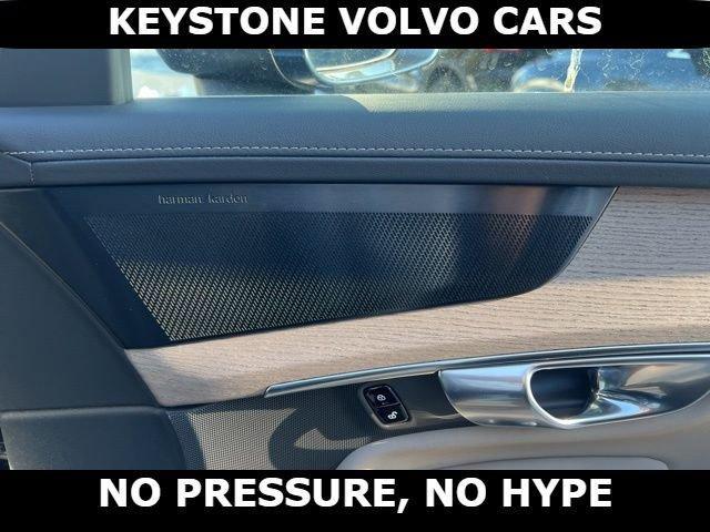 new 2026 Volvo XC90 car, priced at $71,720
