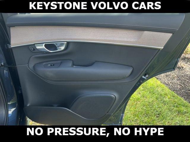 new 2026 Volvo XC90 Plug-In Hybrid car, priced at $81,875