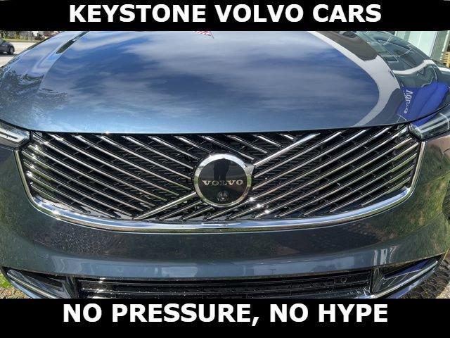new 2026 Volvo XC90 Plug-In Hybrid car, priced at $81,875