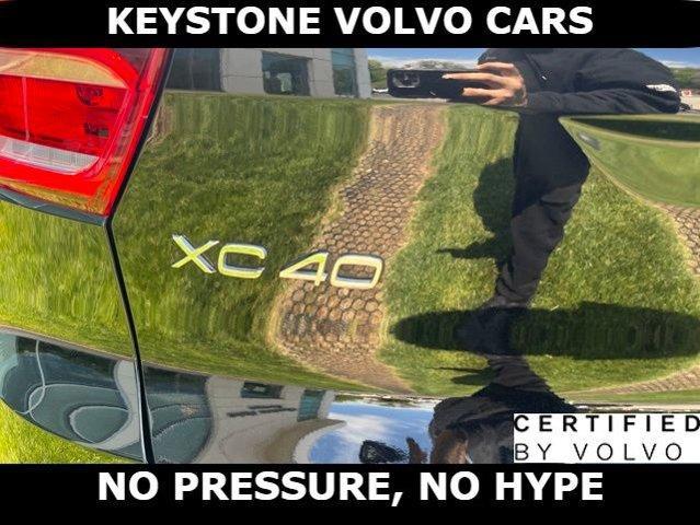 used 2023 Volvo XC40 car, priced at $30,495