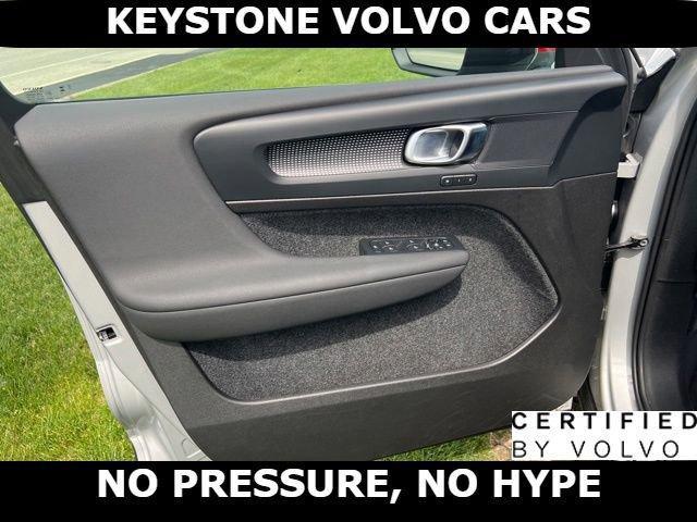 used 2025 Volvo XC40 car, priced at $32,995