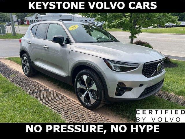 used 2025 Volvo XC40 car, priced at $32,995