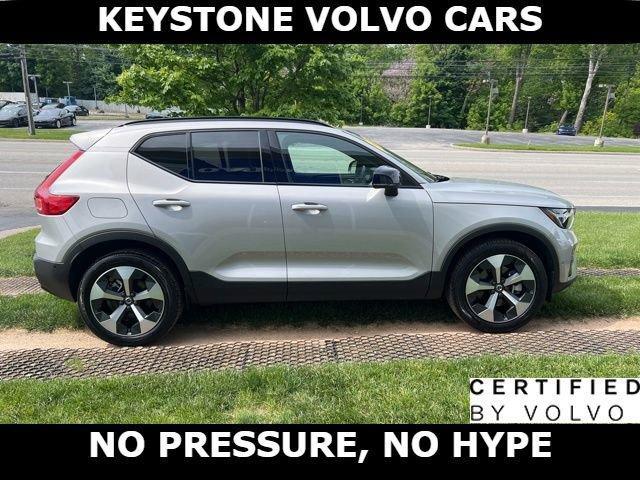 used 2025 Volvo XC40 car, priced at $32,995