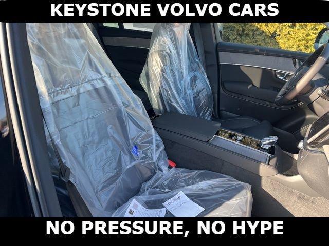 new 2026 Volvo XC90 car, priced at $75,270