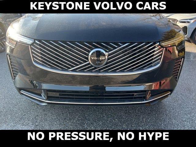 new 2026 Volvo XC90 car, priced at $75,270