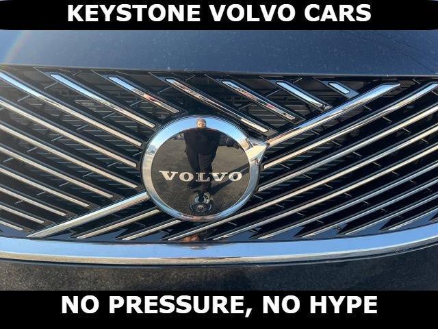 new 2026 Volvo XC90 car, priced at $75,270