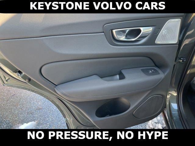 new 2026 Volvo XC60 car, priced at $70,745