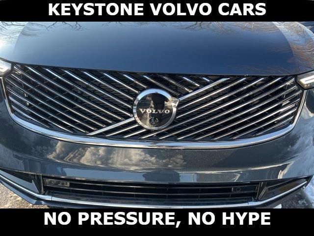 new 2026 Volvo XC90 car, priced at $75,155