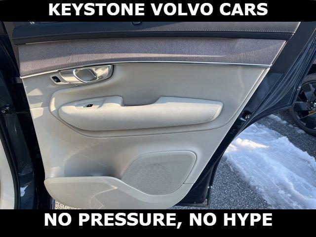 new 2026 Volvo XC90 car, priced at $75,155
