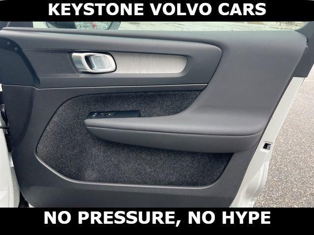 new 2026 Volvo XC40 car, priced at $46,684