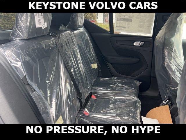 new 2026 Volvo XC40 car, priced at $46,684