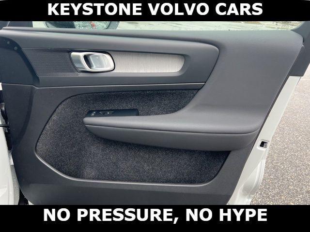 new 2026 Volvo XC40 car, priced at $45,183