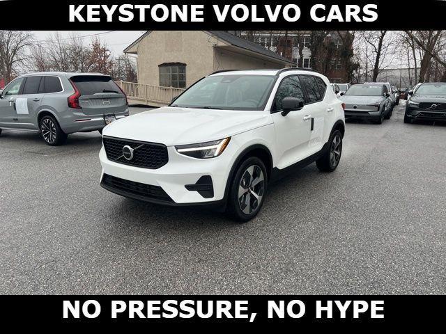 new 2026 Volvo XC40 car, priced at $45,183
