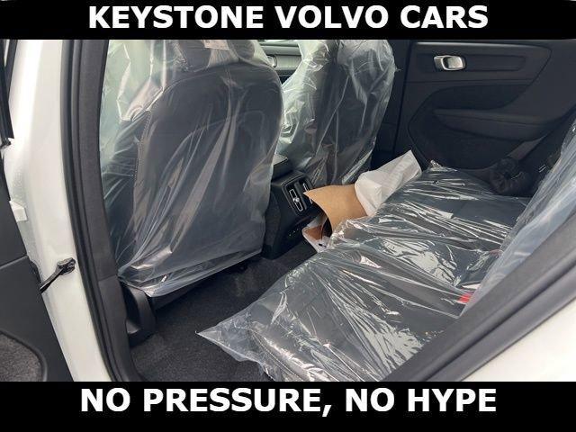 new 2026 Volvo XC40 car, priced at $46,684