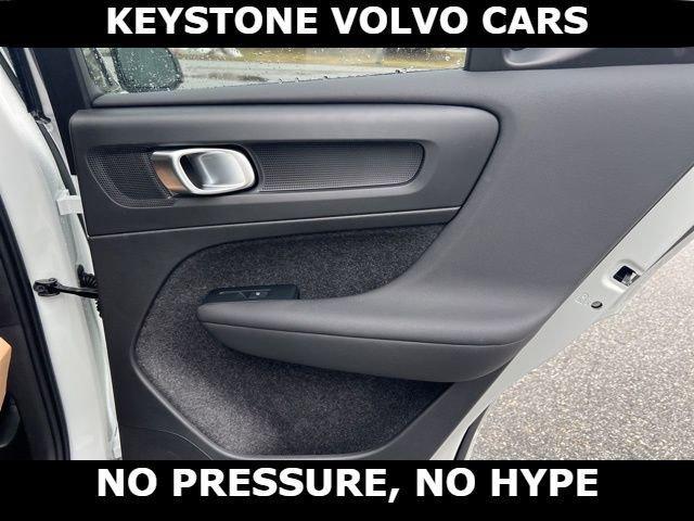 new 2026 Volvo XC40 car, priced at $46,684