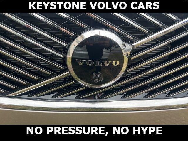new 2026 Volvo XC90 Plug-In Hybrid car, priced at $87,220