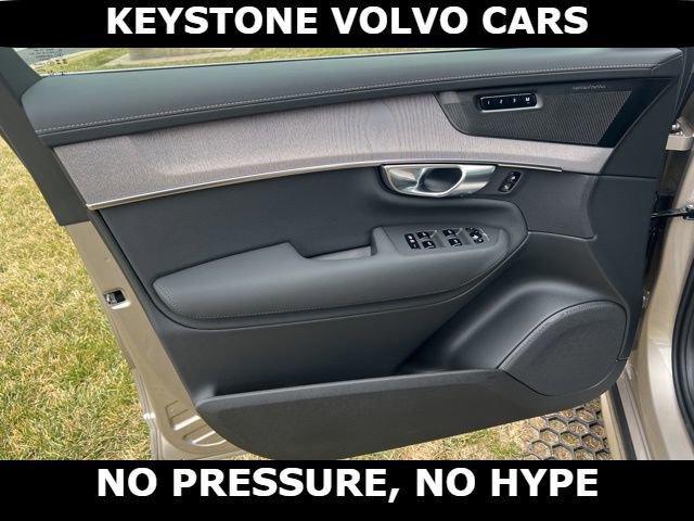 new 2026 Volvo XC90 Plug-In Hybrid car, priced at $87,220