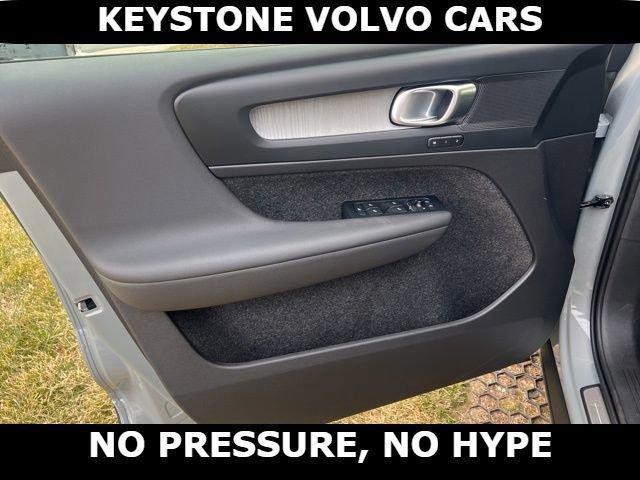 new 2026 Volvo XC40 car, priced at $48,948