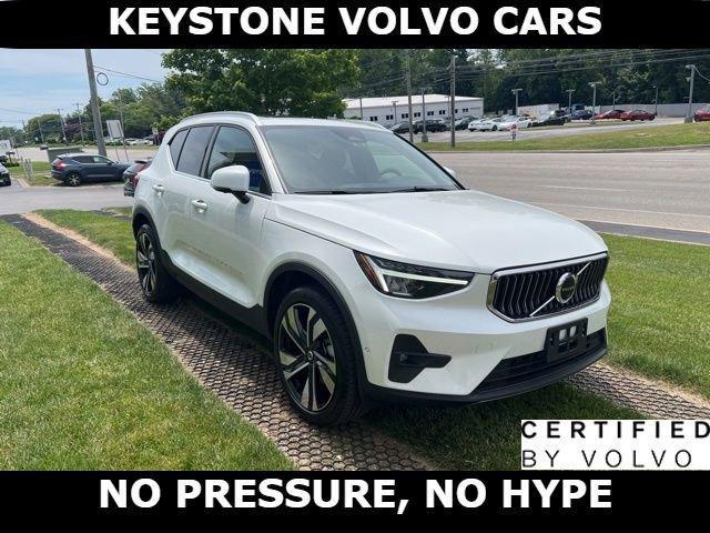 used 2023 Volvo XC40 car, priced at $33,495