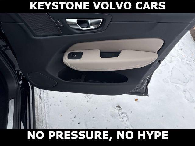 new 2026 Volvo XC60 car, priced at $58,360