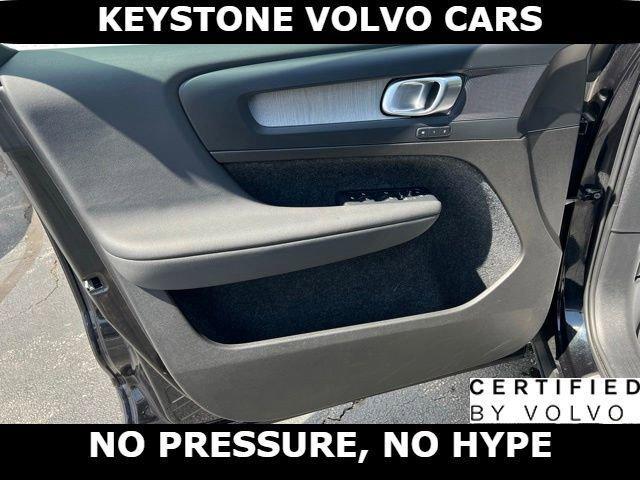 used 2025 Volvo XC40 car, priced at $30,495
