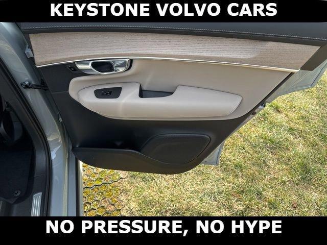 new 2026 Volvo XC90 Plug-In Hybrid car, priced at $81,875