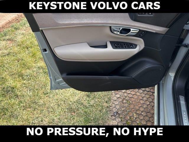 new 2026 Volvo XC90 Plug-In Hybrid car, priced at $81,875