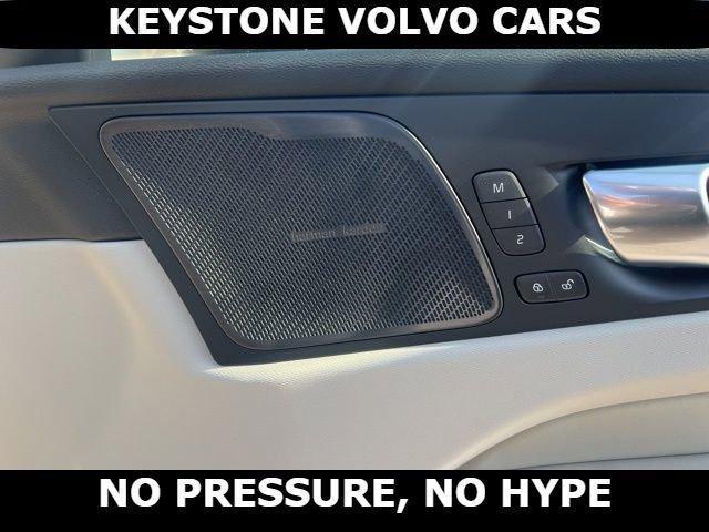 new 2026 Volvo XC60 Plug-In Hybrid car, priced at $75,355